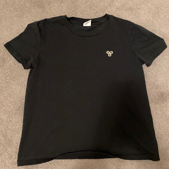 Aritzia TNA Black Tee - Picture 2 of 2
